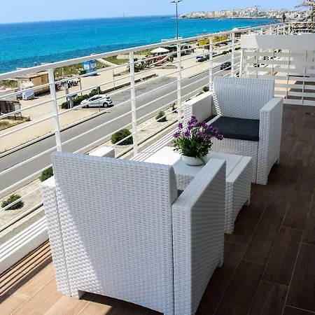 Hotel apartamentowy Spuma Di Mare 3*