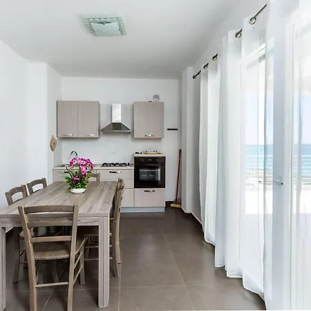 アパートホテル Spuma Di Mare ガリポリ