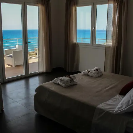 Hotel apartamentowy Spuma Di Mare