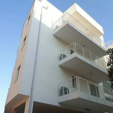 Spuma Di Mare מלון דירות 3*